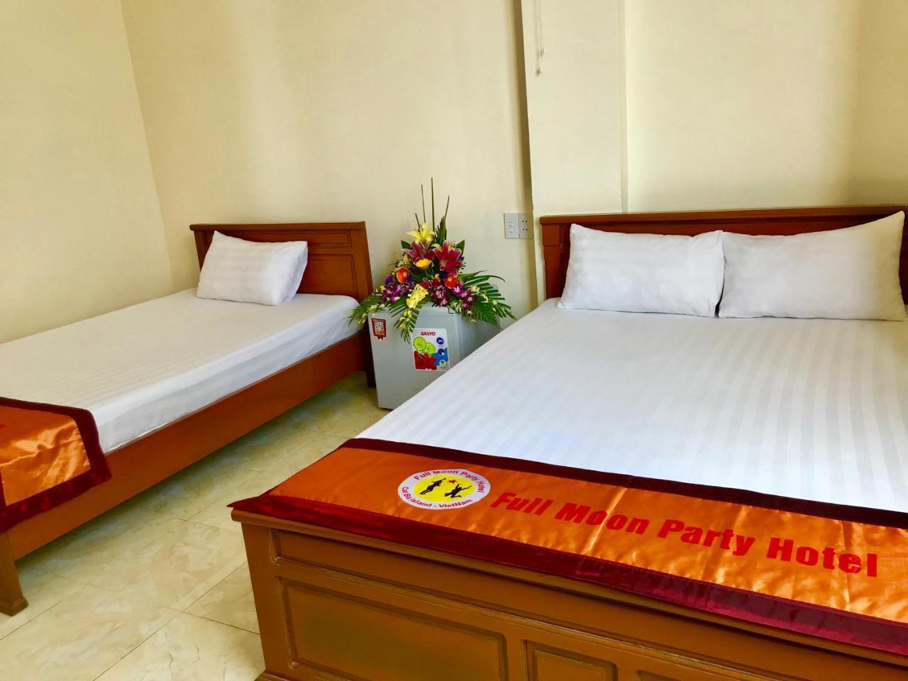 Full Moon Party Hotel Hai Phong Kültér fotó